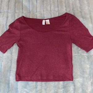 Cropped tee